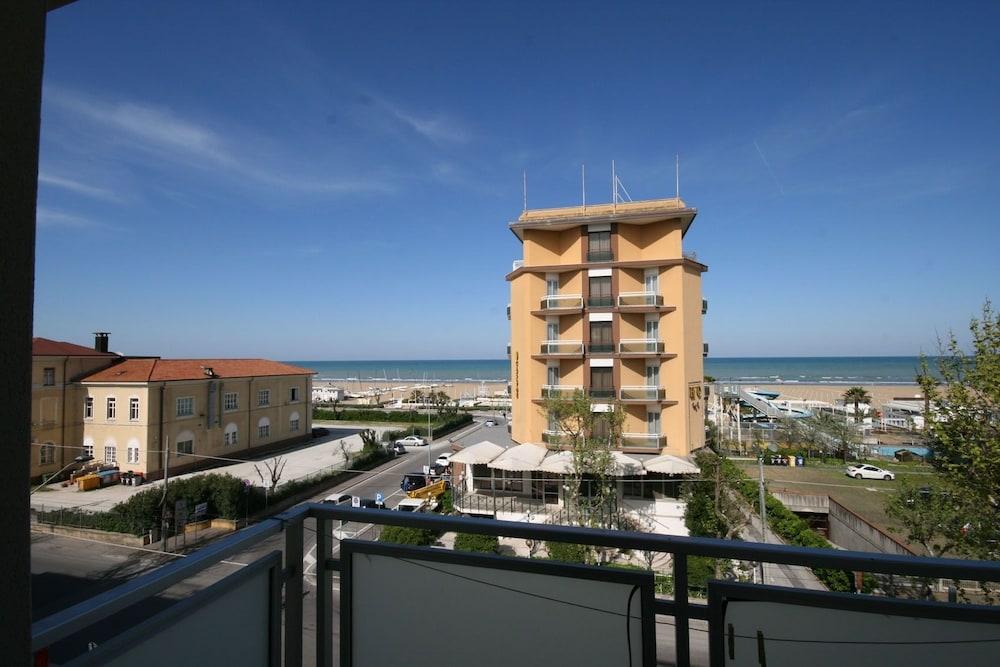 Hotel Sole Mio Marebello 외부 사진