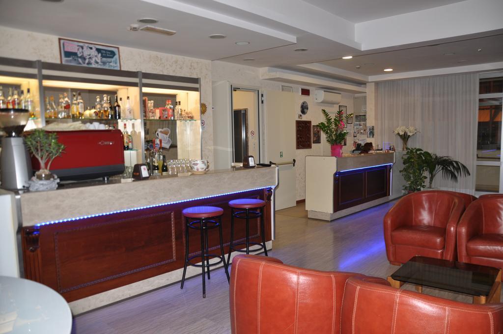Hotel Sole Mio Marebello 외부 사진