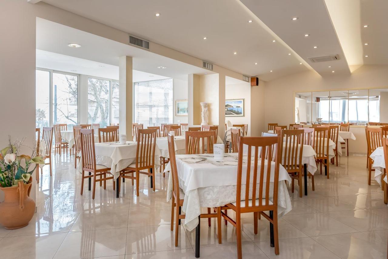 Hotel Sole Mio Marebello 외부 사진